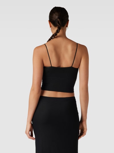 Review Crop Top mit U-Ausschnitt Black 5