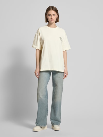 ANOTHER COTTON LAB Oversized T-Shirt mit Label-Print Modell 'Dinner With Friends' Ecru 1