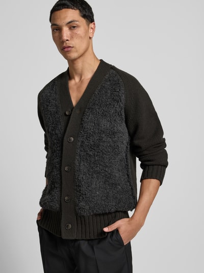 Closed Strickjacke mit Knopfleiste Hellgrau Melange 3