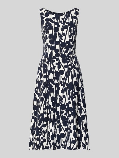 Produktfoto, Knielanges cocktailjurk met naadritssluiting van Vera Mont, elastische materiaalmix, nauwsluitende pasvorm, V-hals, plooien, knielengte, wit met donkerblauw abstract patroon, korte mouw