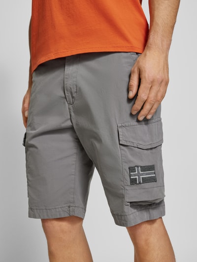 Napapijri Regular Fit Cargoshorts mit Label-Patch Modell 'HORTON' Mittelgrau 3