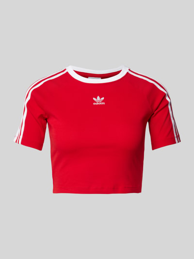 adidas Originals Cropped T-Shirt mit Label-Stitching Rot 2