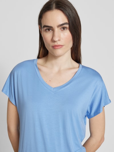 Soyaconcept T-Shirt mit geripptem V-Ausschnitt Modell 'Marica' Jeansblau 3