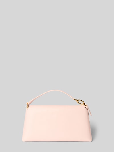 Produktfoto, Umhängetasche mit Label-Detail Modell 'SFERA' von FURLA in zartem Rosa, glatte Struktur, Maße 23 cm Breite, 14 cm Länge, 9 cm Tiefe, Hauptfach mit Umschlag und Druckknopfverschluss, verstellbarer Schultergurt 110 cm