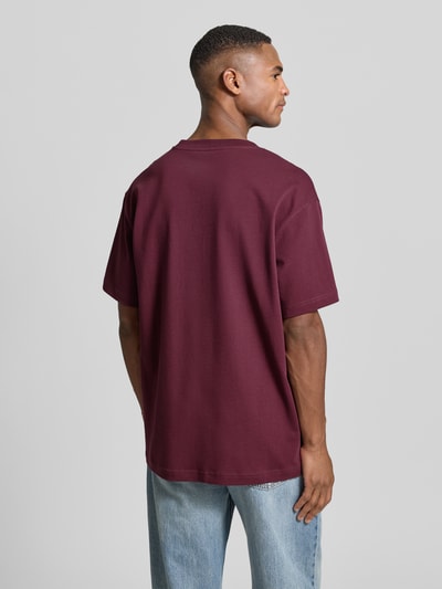 Armedangels Oversized T-Shirt aus Bio-Baumwolle Modell 'AADRU' Bordeaux 5