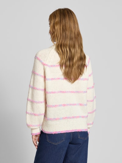 Pieces Regular Fit Strickpullover mit Raglanärmeln Modell 'NELIA' Offwhite 5
