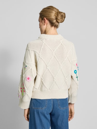 Essentiel Strickpullover mit floraler Stickerei Modell 'Hadream' Offwhite 5