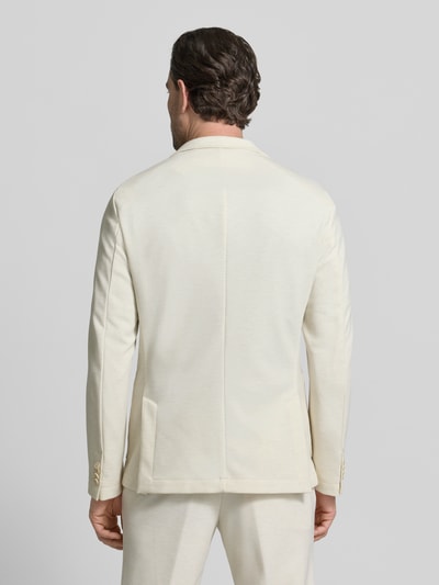 Männermodel trägt Slim Fit Sakko mit Viskose-Anteil Modell 'P-HANRY-J-WG-PK-261F' van BOSS in effen crème, rugaanzicht, stretchmateriaal, reverskraag, opgestikte zakken. Ganzkörperansicht Rückansicht.