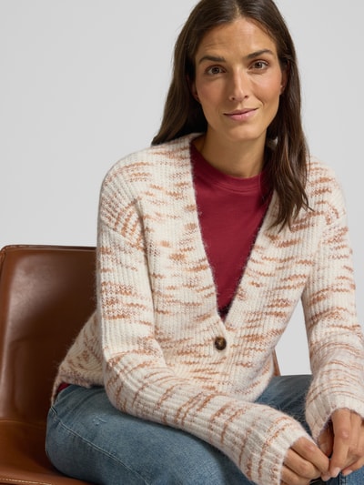 Christian Berg Woman Strickjacke mit V-Ausschnitt und Knopfleiste Offwhite 3