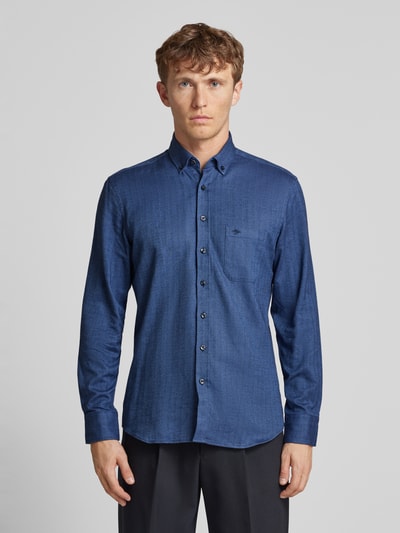 Fynch-Hatton Koszula casualowa z kołnierzykiem typu button down model ‘Herringbone’ Granatowy 4