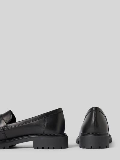 Produktfoto, Loafer aus echtem Rindsleder von Tamaris in Schwarz, unifarben, Blockabsatz, profiliert, Glattleder, Logo-Detail, seitliche Ansicht