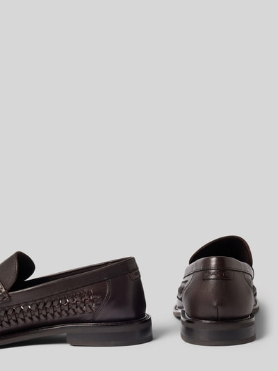 Produktfoto, Loafers aus Leder mit Quasten Modell 'Lozham' von Gant in Dunkelbraun, Flecht-Optik, strukturierte Sohle, abgerundete Form.