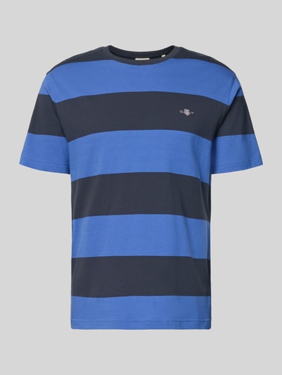 Produktfoto, Regular Fit T-Shirt mit Logo-Print Modell 'BAR' von Gant, reine Baumwolle, breite blaue und dunkelblaue Streifen