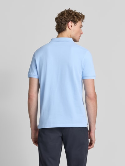 MCNEAL Regular Fit Poloshirt mit Label-Stitching Sky 5
