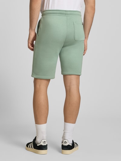Alpha Industries Shorts mit Eingrifftaschen und Logo-Print Lind 5