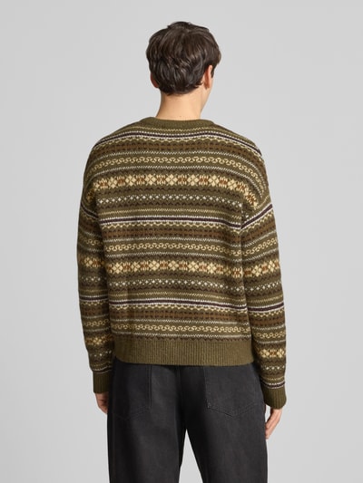 REVIEW Regular Fit Pullover mit Woll-Anteil in Strick-Optik Oliv 5