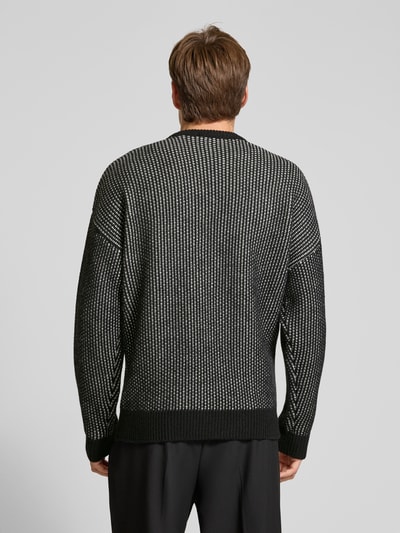 DRYKORN Sweter z dzianiny o kroju regular fit z dodatkiem wełny model „NEELIO” Antracytowy 5