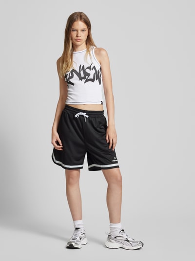 Review Loose Fit Shorts mit Label-Print Black 1