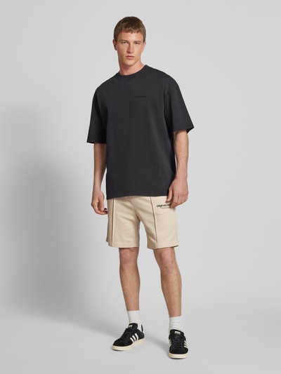 JACK & JONES Szorty z dzianiny dresowej z detalem z logo model ‘KANE’ Złamany biały 1