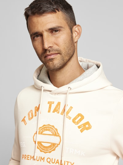 Tom Tailor Regular Fit Hoodie aus Baumwoll-Mix mit Logo Print Offwhite 3