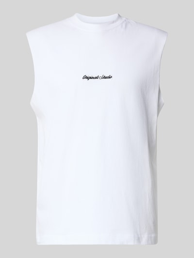Produktfoto, weißes T-Shirt mit Stitching von Jack & Jones, reine Baumwolle, Relaxed Fit, Rundhalsausschnitt, schlichte Textur