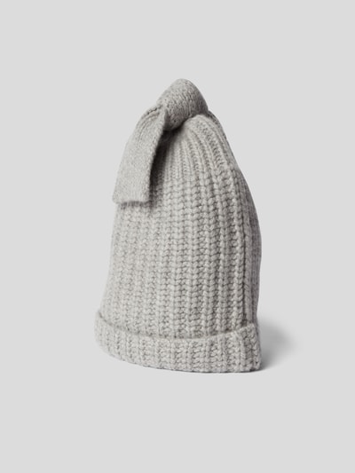 The Holy goat Beanie aus Kaschmir Hellgrau meliert 2