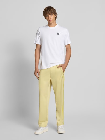 adidas Originals T-Shirt mit Label-Stitching und Rundhalsausschnitt Weiss 1