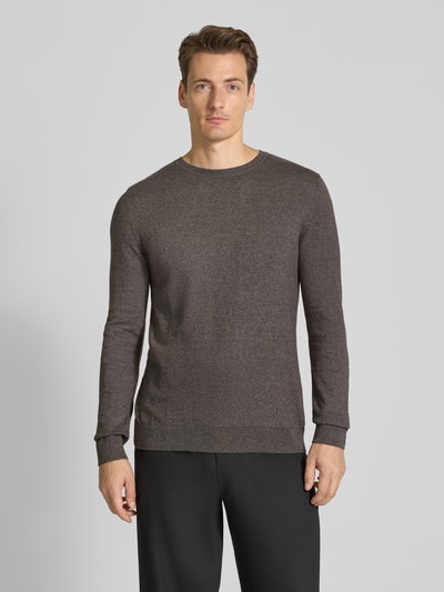 SELECTED HOMME Sweter z dzianiny o kroju regular fit z czystej bawełny model ‘BERG’ Jasnobrązowy 4