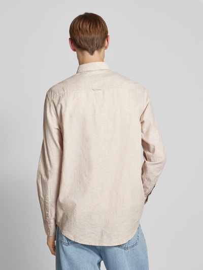 Tommy Jeans Regular Fit Freizeithemd aus Baumwoll-Leinen-Mix mit Button-Down-Kragen Beige 5