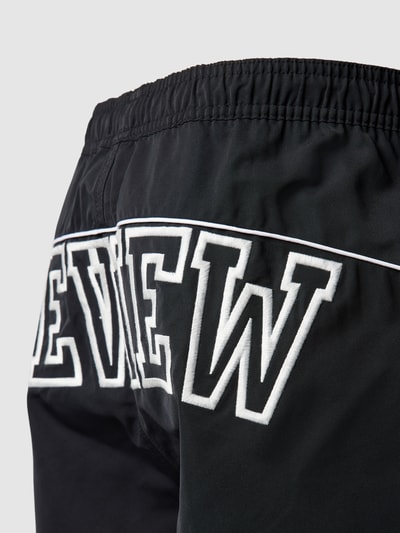 REVIEW Badehose mit College-Print Black 2