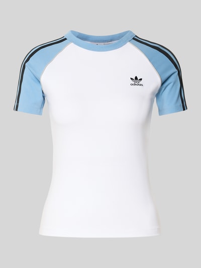 adidas Originals T-shirt z wyhaftowanym logo Biały 2