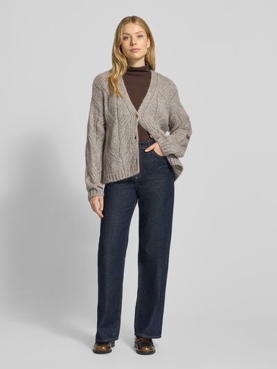 Milano Italy Strickjacke mit V-Ausschnitt und Knopfleiste Hellgrau 1
