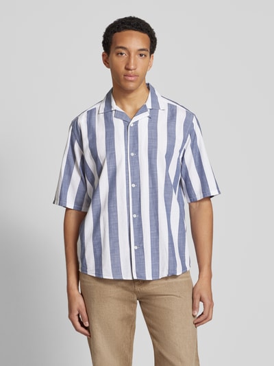 Only & Sons Koszula casualowa o kroju relaxed fit z kołnierzykiem typu resort model ‘TES’ Jeansowy niebieski 4