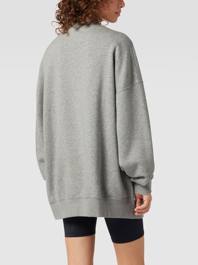 Nike Sweatshirt mit Label-Print Dunkelgrau Melange 5