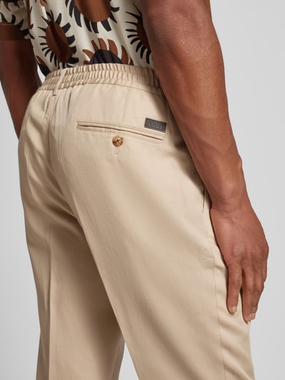 JOOP! Collection Slim fit bandplooibroek met riemlussen, model 'Lester' Beige - 3