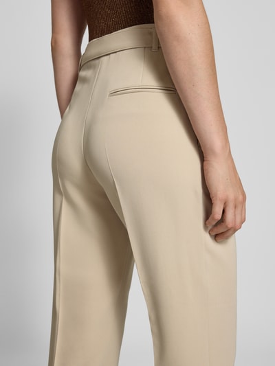 BOSS Spodnie o kroju regular fit z krepy odpornej na zagniecenia  Beżowy 3