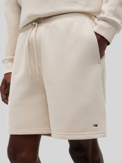 Tommy Jeans Bermudy o kroju relaxed fit z mieszanki bawełny z tunelem Beżowy 3