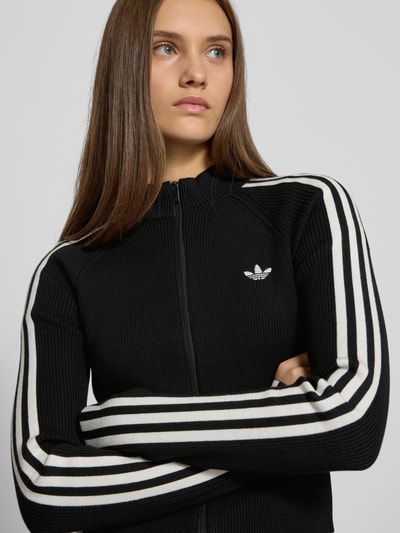 adidas Originals Kurtka z dzianiny o kroju slim fit z wyhaftowanym logo Czarny 3