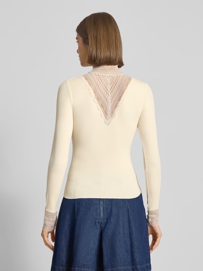 Only Slim Fit Langarmshirt aus Viskose-Mix Modell 'TILDE' Ecru 5