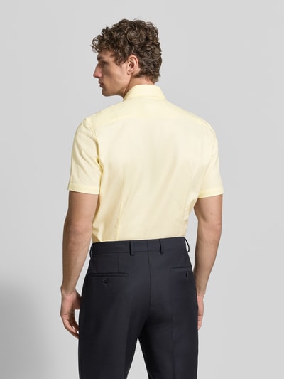 Jake*s Slim Fit Business-Hemd aus Baumwolle mit Kentkragen GELB 5