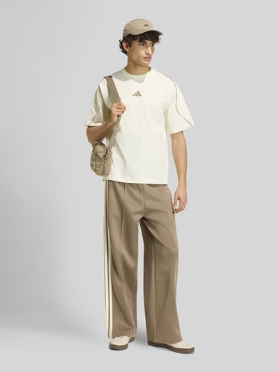 adidas Sportswear męski t-shirt o kroju regular fit z czystej bawełny Złamany biały 1