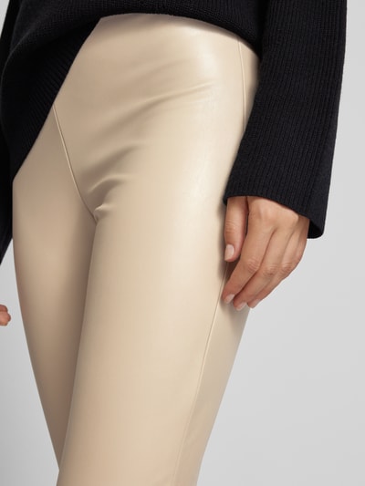 Raffaello Rossi Skinny Fit Hose in Leder-Optik Sand 3