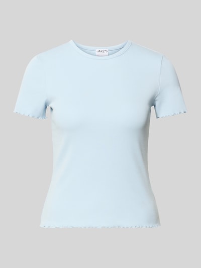 Produktfoto, hellblaues T-Shirt mit Wellensaum von Jake*s Casual, fein gerippter Baumwoll-Mix, körpernah geschnitten, Rundhalsausschnitt