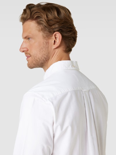 Gant Koszula casualowa o kroju regular fit z kieszenią na piersi model ‘OXFORD’ Biały 3