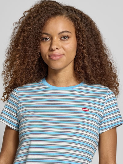 Levi's® T-shirt z naszywką z logo 'PERFECT TEE' Lodowy błękitny melanż 3