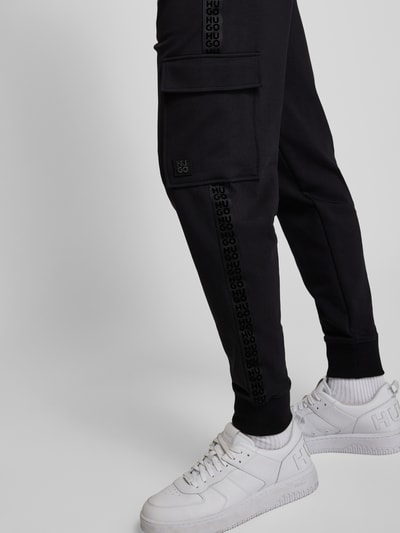 HUGO Sweatpants mit Cargotaschen Black 3