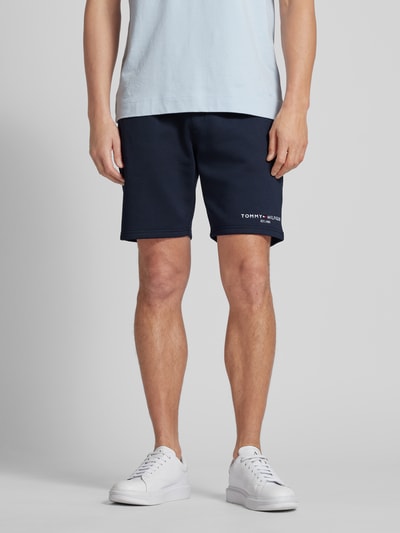 Tommy Hilfiger Regular fit sweatshorts met labelstitching Marineblauw - 4