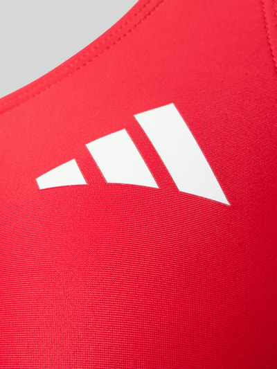 Produktfoto, Slim Fit Sportbadeanzug mit Logo-Print von adidas Sportswear in Rot, Optik: Unifarben, Materialverarbeitung: Stretch