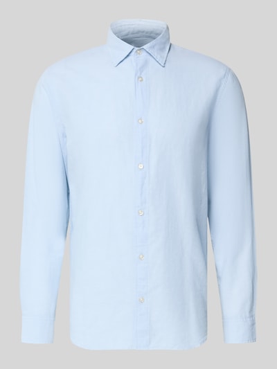 Produktfoto, Regular Fit Freizeithemd mit Kentkragen Modell 'BREEZE' von Jack & Jones aus mieszanka bawełny i lnu, krój regular fit, listwa guzikowa, długość tyłu w rozmiarze M 73 cm, szerokość ramion w rozmiarze M 48 cm, długość rękawów w rozmiarze M 63 cm, jasnoniebieski kolor, gładka tekstura