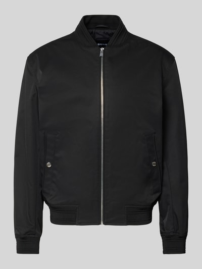 Produktfoto, Regular Fit Blouson von BOSS in Optik: Unifarben, Passform: Regular-Fit, Verschluss: Reißberschluss, seitliche Eingrifftaschen
